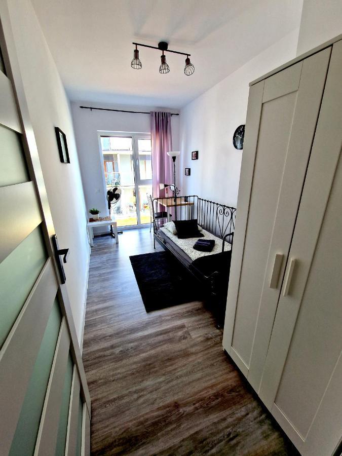Apartament Starolecka Warta Residence Parking Included Познань Экстерьер фото